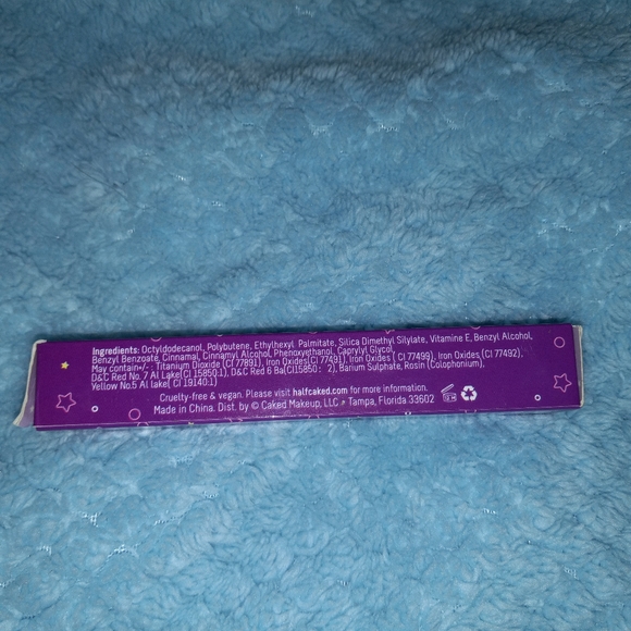 Super Glazed Half Caked Lip Creme- 0.13 fl oz/3.8 ml BNIB - Picture 7 of 9